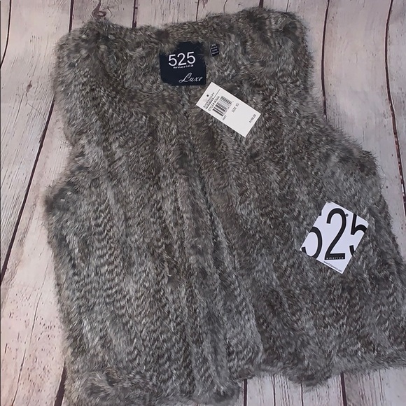 💕NWT 525 America Luxe fur vest💕 - Picture 4 of 7